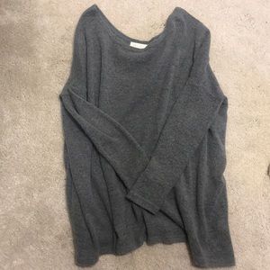 Vestique comfy gray sweater